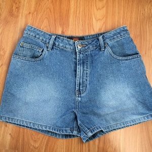 High Waisted Jean / Denim Shorts